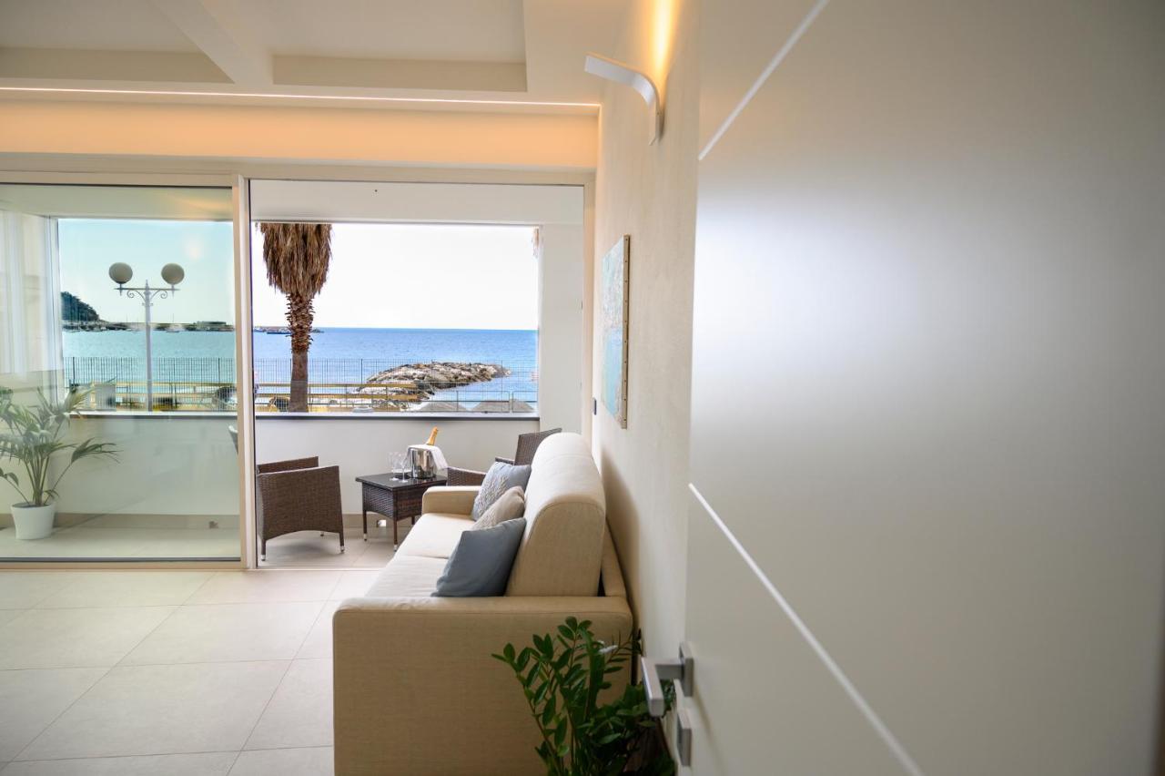 Vistamare Luxury Retreat Apartment เซสตรี เลวานเต ภายนอก รูปภาพ