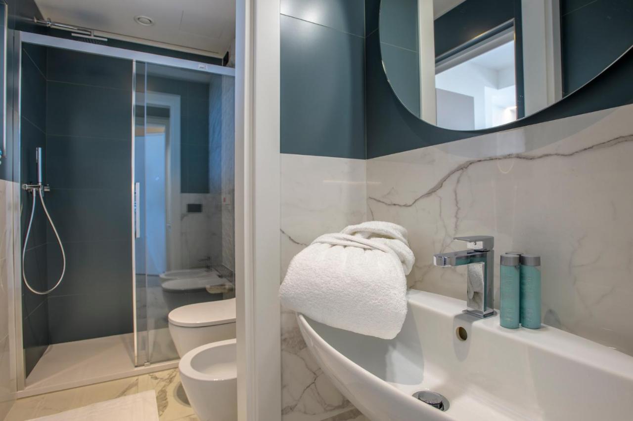 Vistamare Luxury Retreat Apartment เซสตรี เลวานเต ภายนอก รูปภาพ