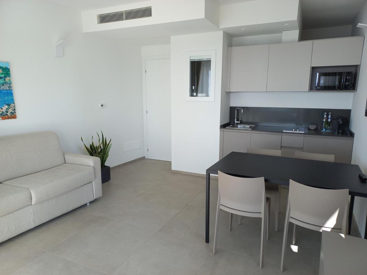 Vistamare Luxury Retreat Apartment เซสตรี เลวานเต ภายนอก รูปภาพ